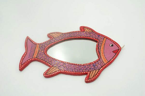Mithila Vis Wandspiegel – Roze met Magenta & Paarse Accenten