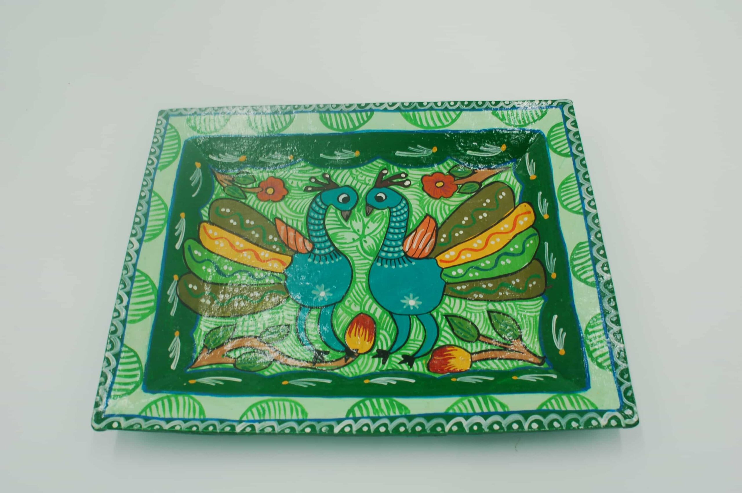 Mithila Kunst Pauwen Wandpaneel – Groen met Twee Pauwen & Bloemmotieven