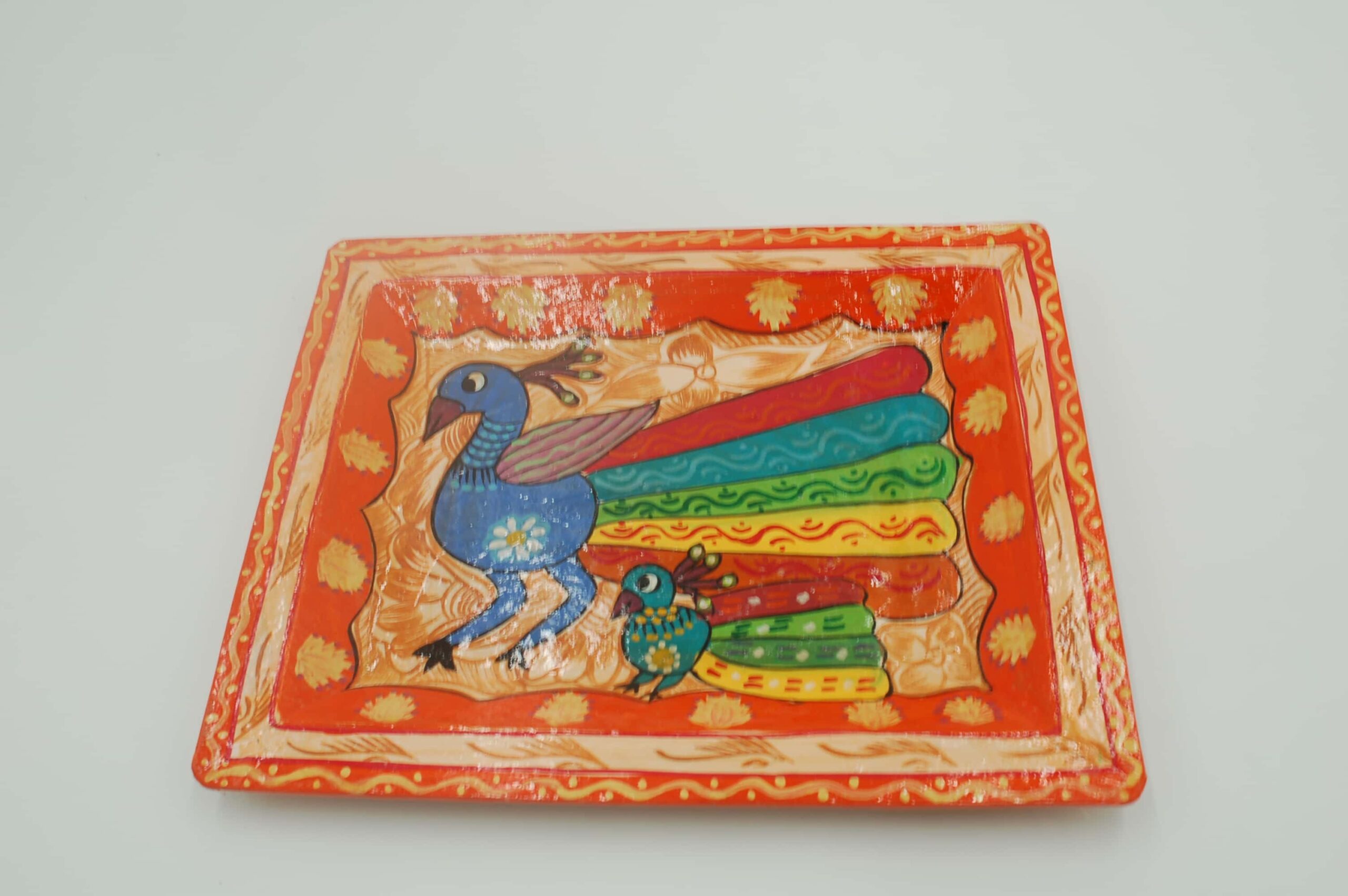 Mithila Kunst Pauwen Wandpaneel – Oranje met Twee Pauwen & Levendige Details - Afbeelding 2