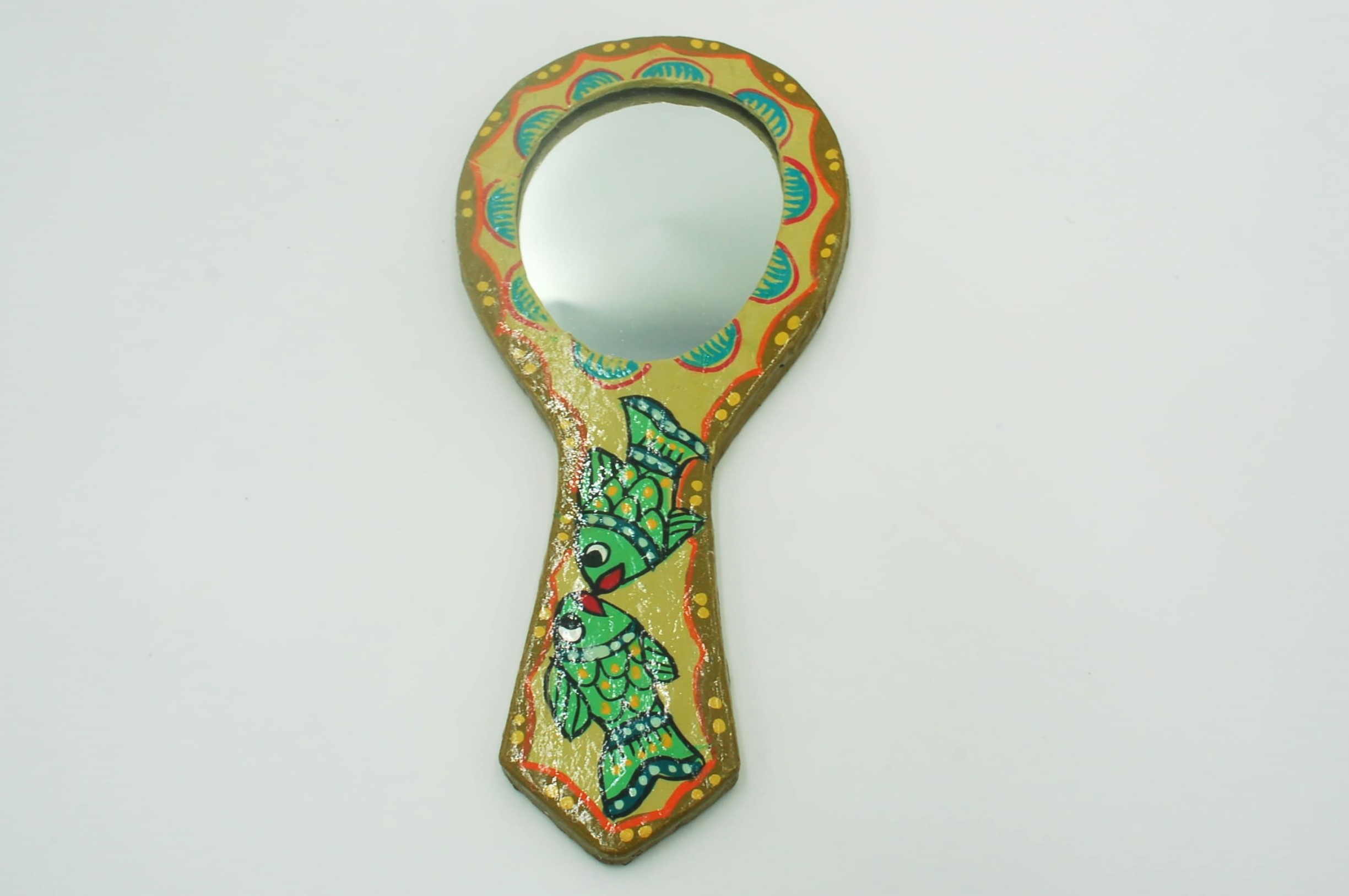 Mithila Handspiegel – Aardetinten met Vismotief - Afbeelding 3