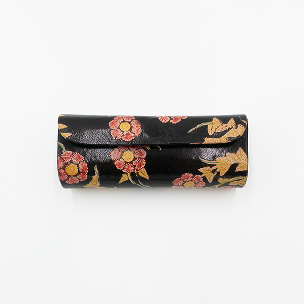 Leren brillenkoker, zwart met gekleurde bloemen