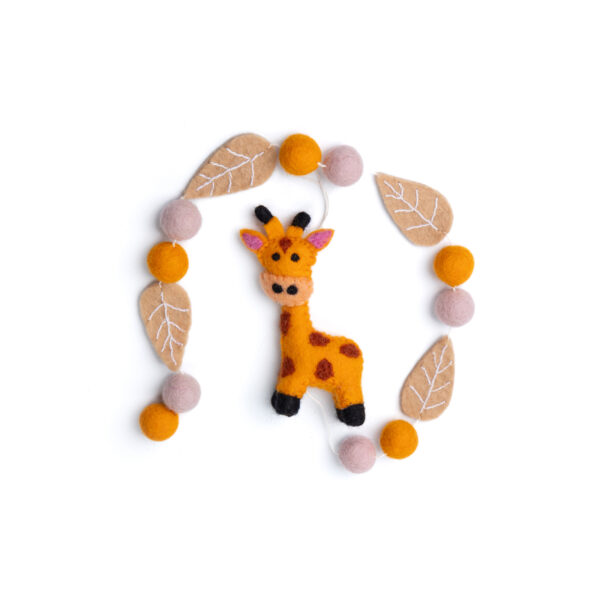 Garland Girafferty